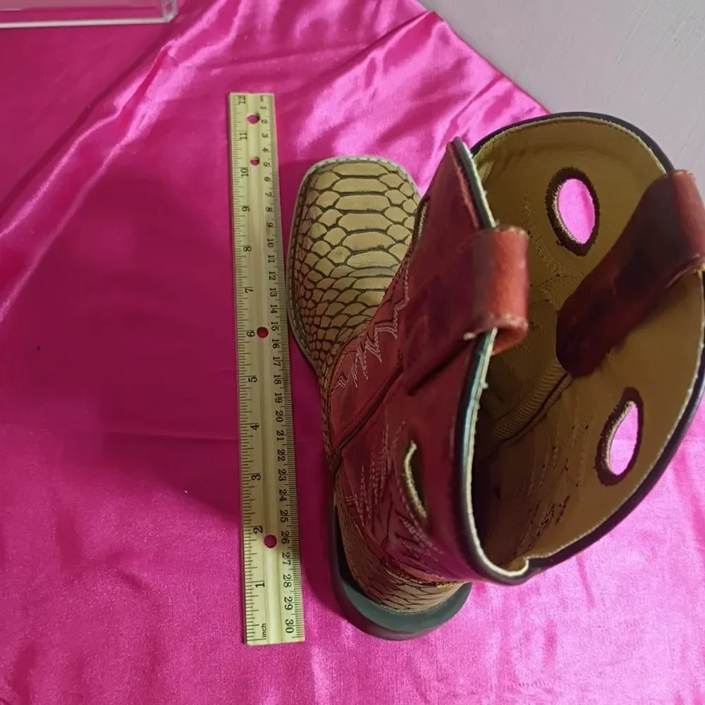 Cody James Brown Square Toe Cowboy Western Boots Youth Size 2 D style 43072C.